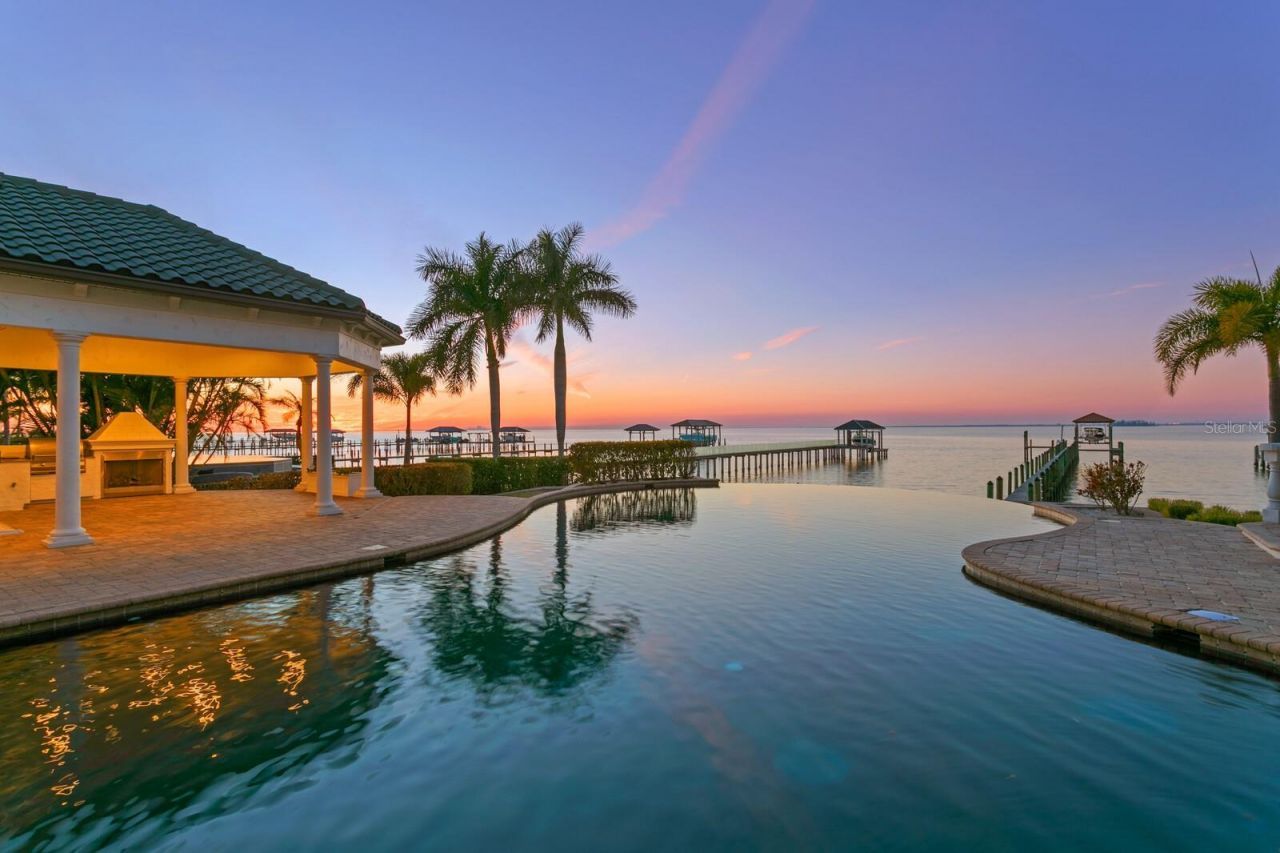 6528 Surfside Boulevard, Apollo Beach, FL 33572 Photo