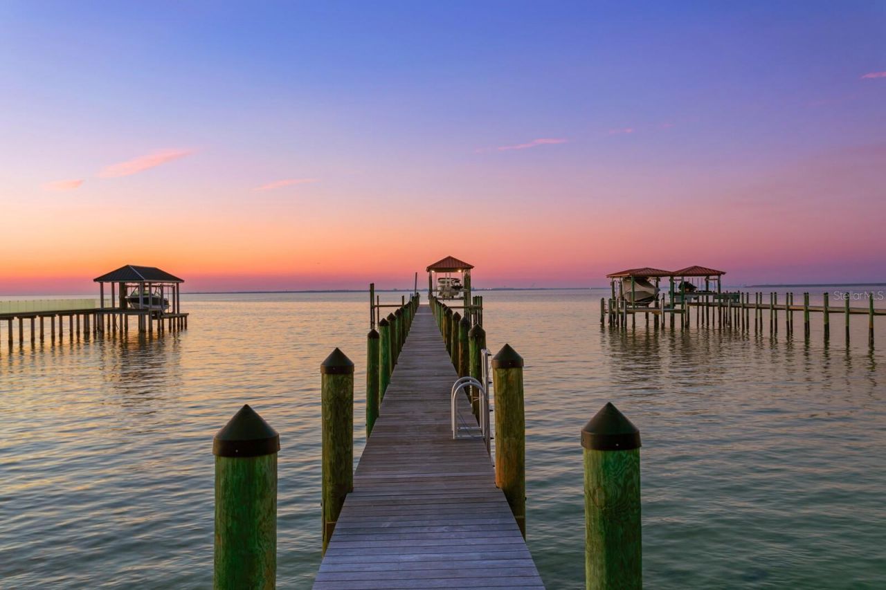 6528 Surfside Boulevard, Apollo Beach, FL 33572 Photo