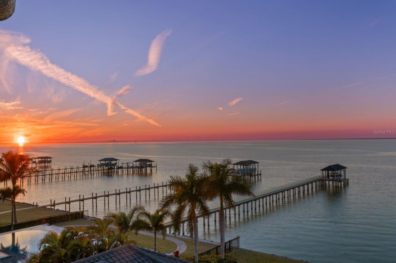 6528 Surfside Boulevard, Apollo Beach, FL 33572 Photo