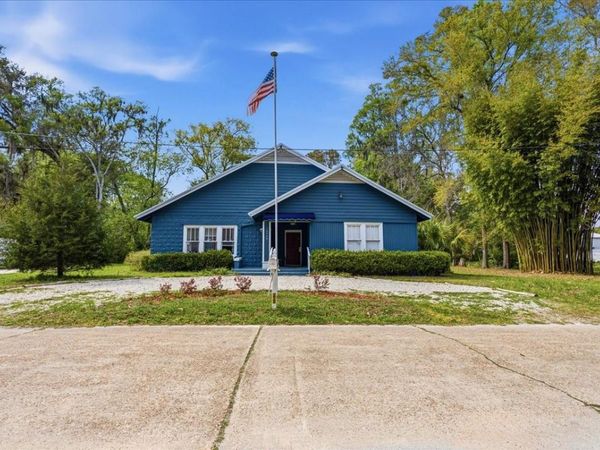 18708 NW 242ND STREET , HIGH SPRINGS, FL 32643