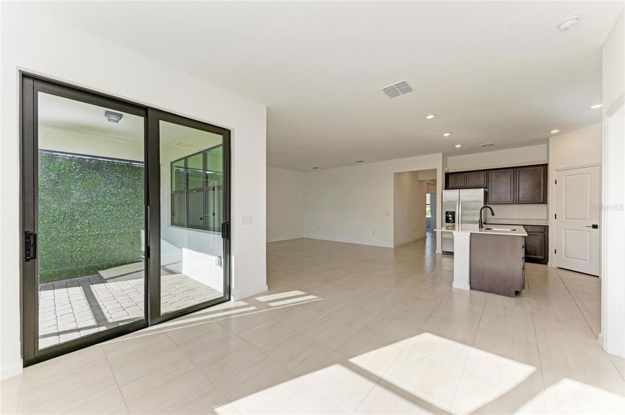 5637 Silverside Pine Court, Bradenton, FL 34211 Photo