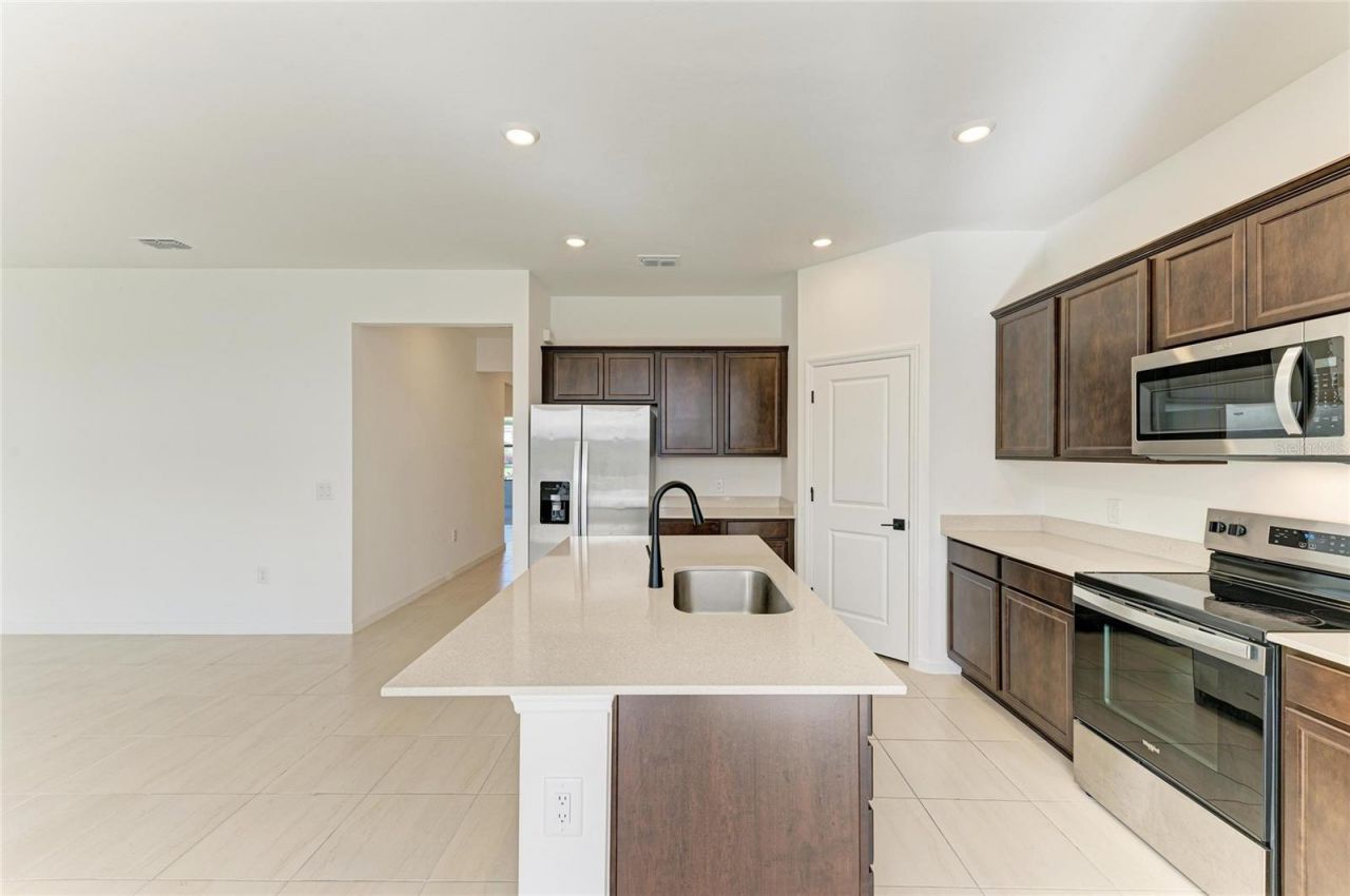 5637 Silverside Pine Court, Bradenton, FL 34211 Photo