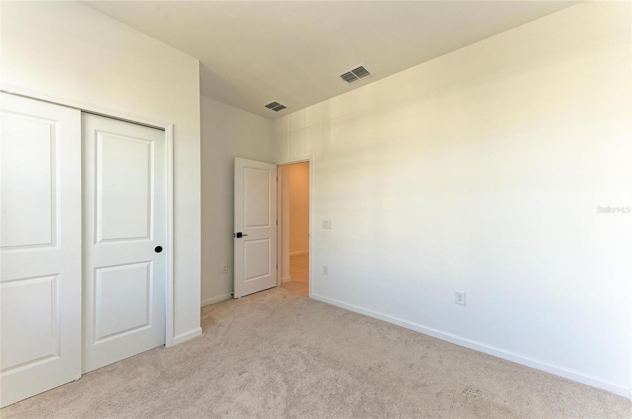 5637 Silverside Pine Court, Bradenton, FL 34211 Photo