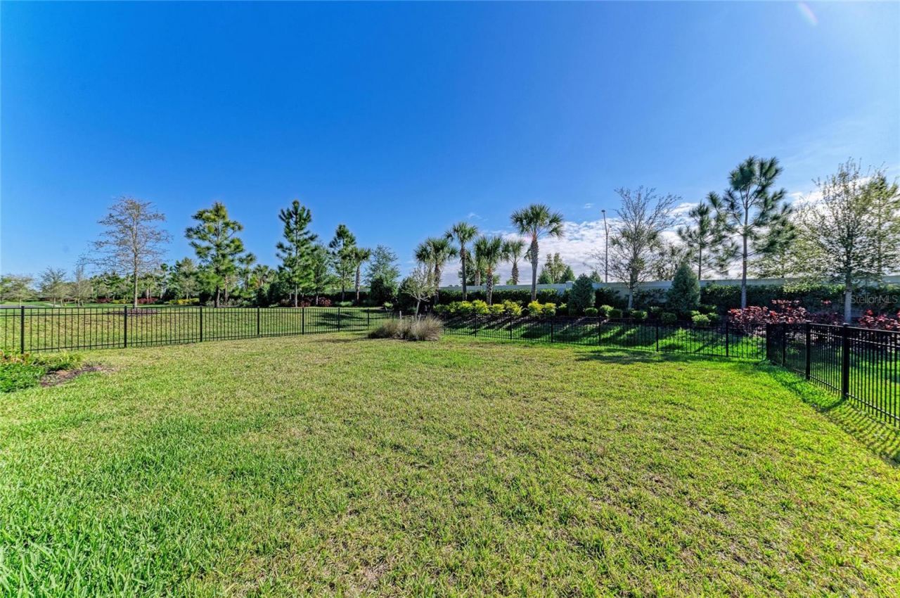5637 Silverside Pine Court, Bradenton, FL 34211 Photo