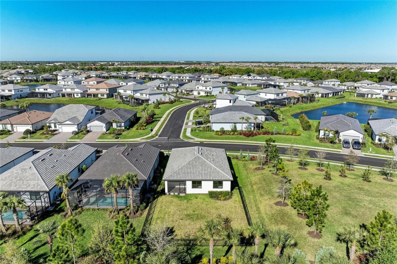 5637 Silverside Pine Court, Bradenton, FL 34211 Photo