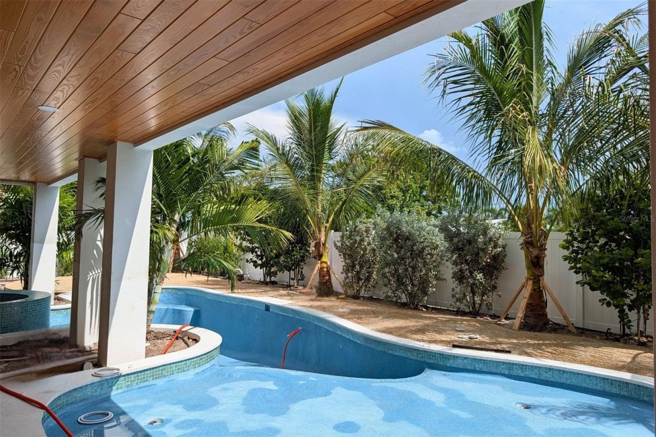 107 Tuna Street, Anna Maria, FL 34216 Photo