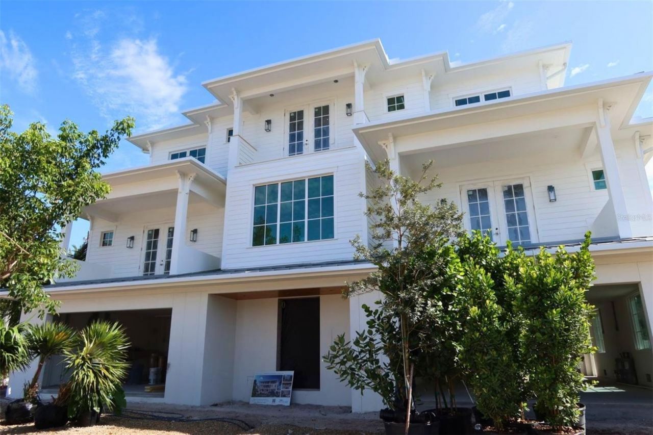 107 Tuna Street, Anna Maria, FL 34216 Photo