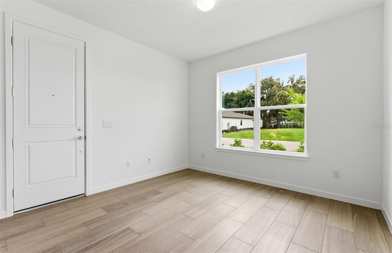 37821 Clinch Circle, Zephyrhills, FL 33540 Photo