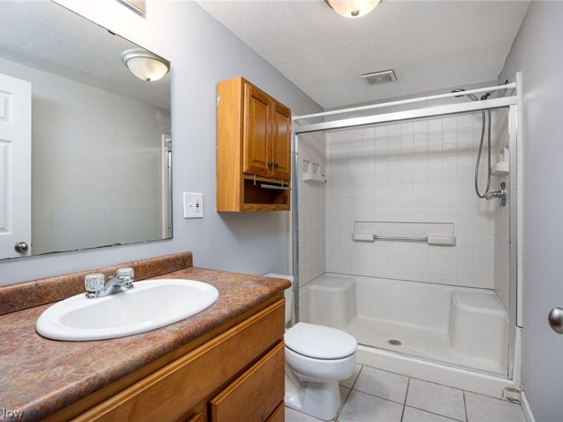 918 Raymond Avenue , Barberton, OH 44203 Photo 23