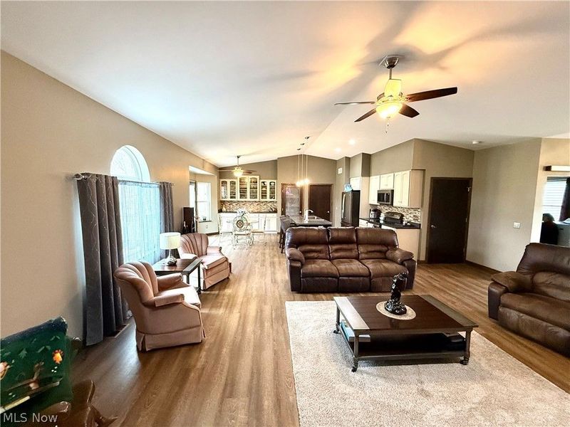 38612 Bell Road, Willoughby, OH 44094 Photo 11