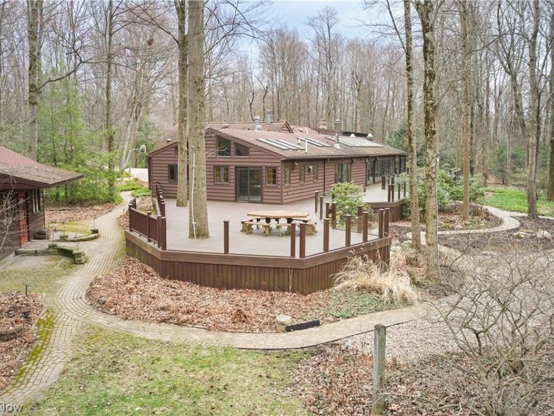 1000 Woodhaven Boulevard , Akron, OH 44333 Photo 10