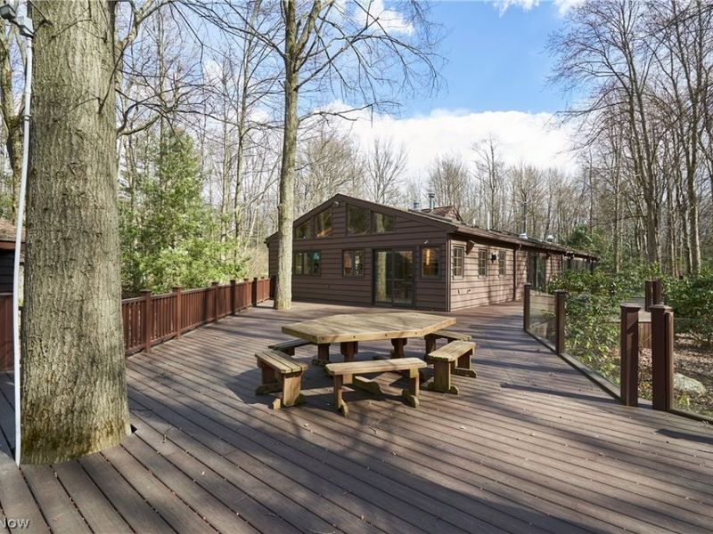 1000 Woodhaven Boulevard , Akron, OH 44333 Photo 11