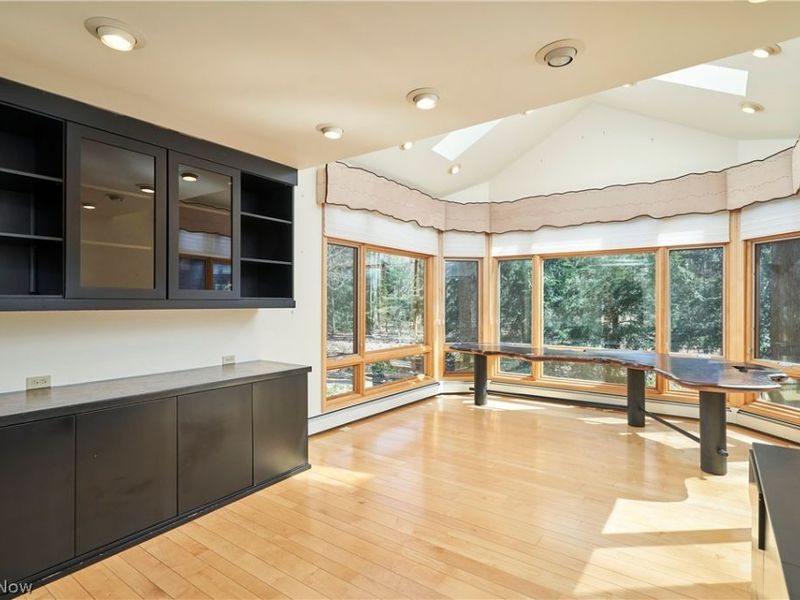 1000 Woodhaven Boulevard , Akron, OH 44333 Photo 23