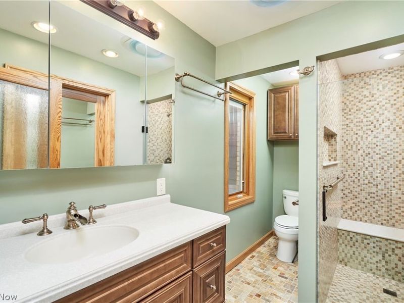 1000 Woodhaven Boulevard , Akron, OH 44333 Photo 26