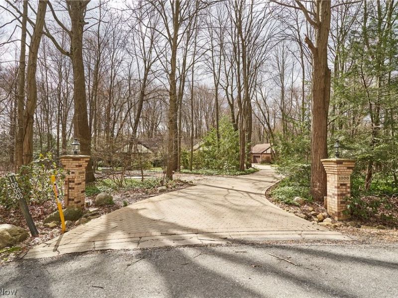 1000 Woodhaven Boulevard , Akron, OH 44333 Photo 3