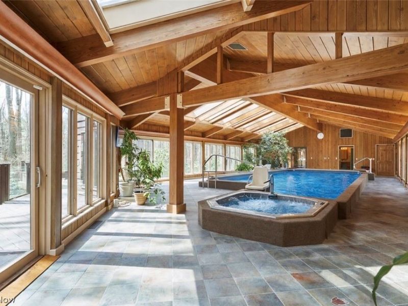 1000 Woodhaven Boulevard , Akron, OH 44333 Photo 36