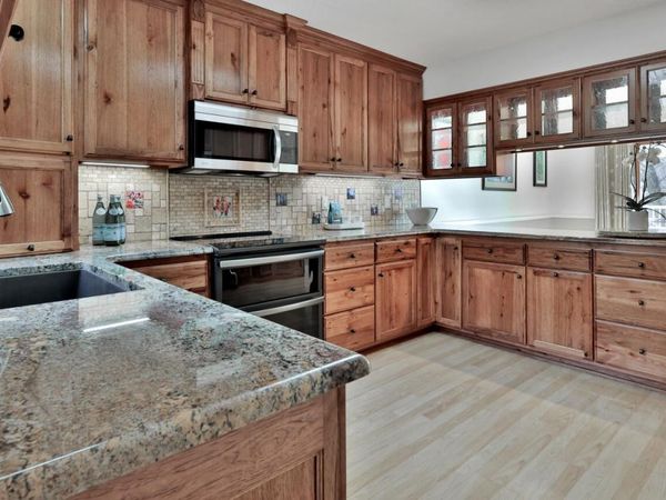 8276 Kingslee Road, Bloomington, MN 55438