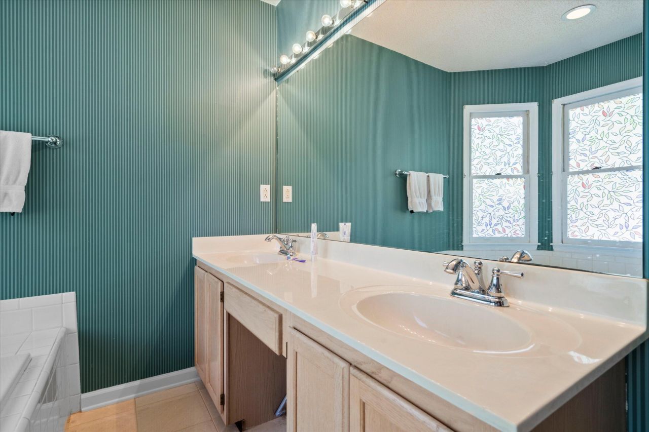 1016 Cider Court Photo 17