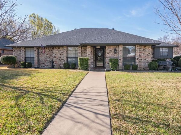 6620 Diamond Ridge Drive, North Richland Hills, TX 76180