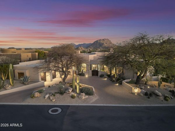 10639 E Mark Lane, Scottsdale, AZ 85262
