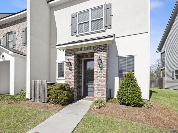 5030 Myrtle Trail Dr, Baton Rouge, LA 70820