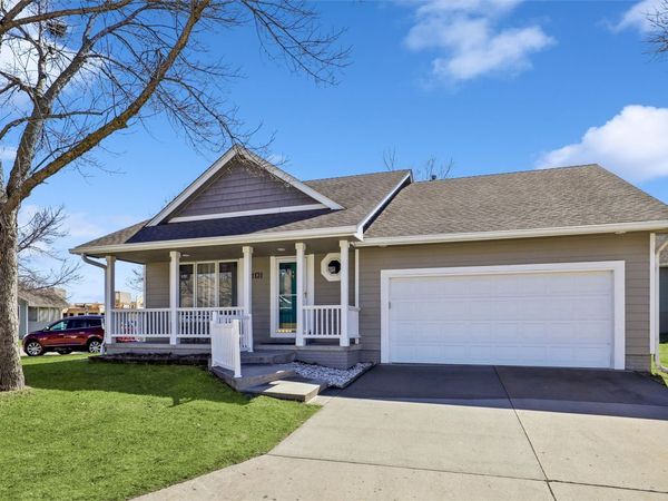 1131 SE Mallard Creek Drive, Ankeny, IA 50021