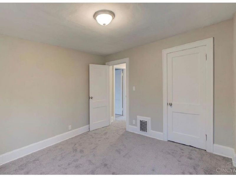 1217 Groesbeck Road, Cincinnati, OH 45224 Photo 19