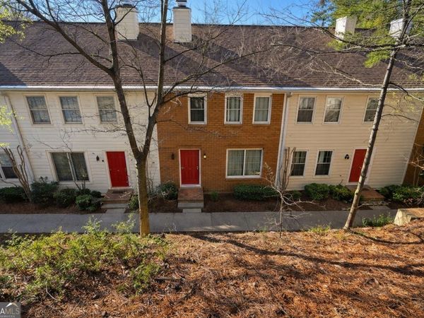 254 Chads Ford Way, Roswell, GA 30076