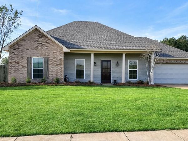 151 Stratford Drive, Madison, MS 39110