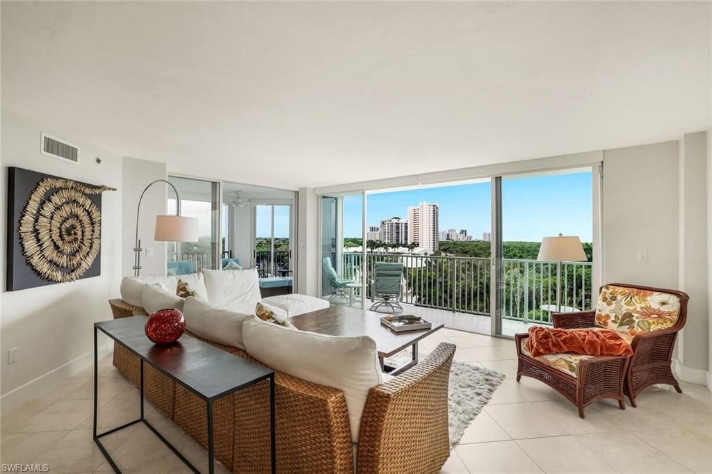 6361 Pelican Bay Blvd, Unit 601, Naples, FL 34108 Photo