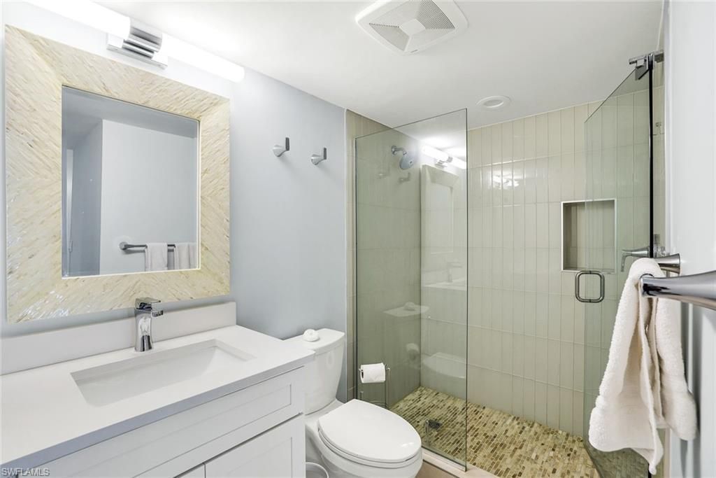 6361 Pelican Bay Blvd, Unit 601, Naples, FL 34108 Photo