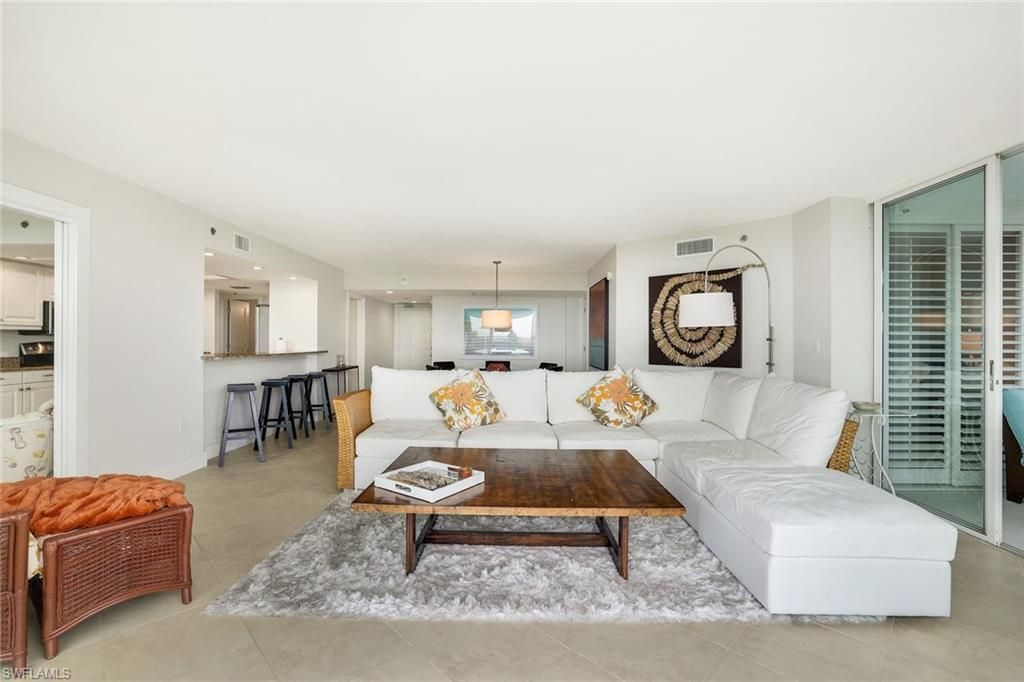 6361 Pelican Bay Blvd, Unit 601, Naples, FL 34108 Photo