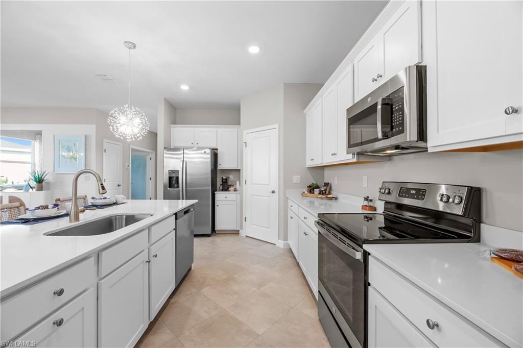 9160 Leatherwood Loop , Lehigh Acres, FL 33936 Photo