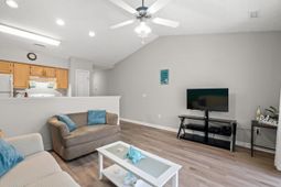 615 Tupelo Ln. photo 4