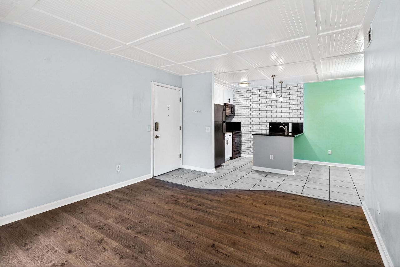 435 Salt Marsh Circle  Photo 7