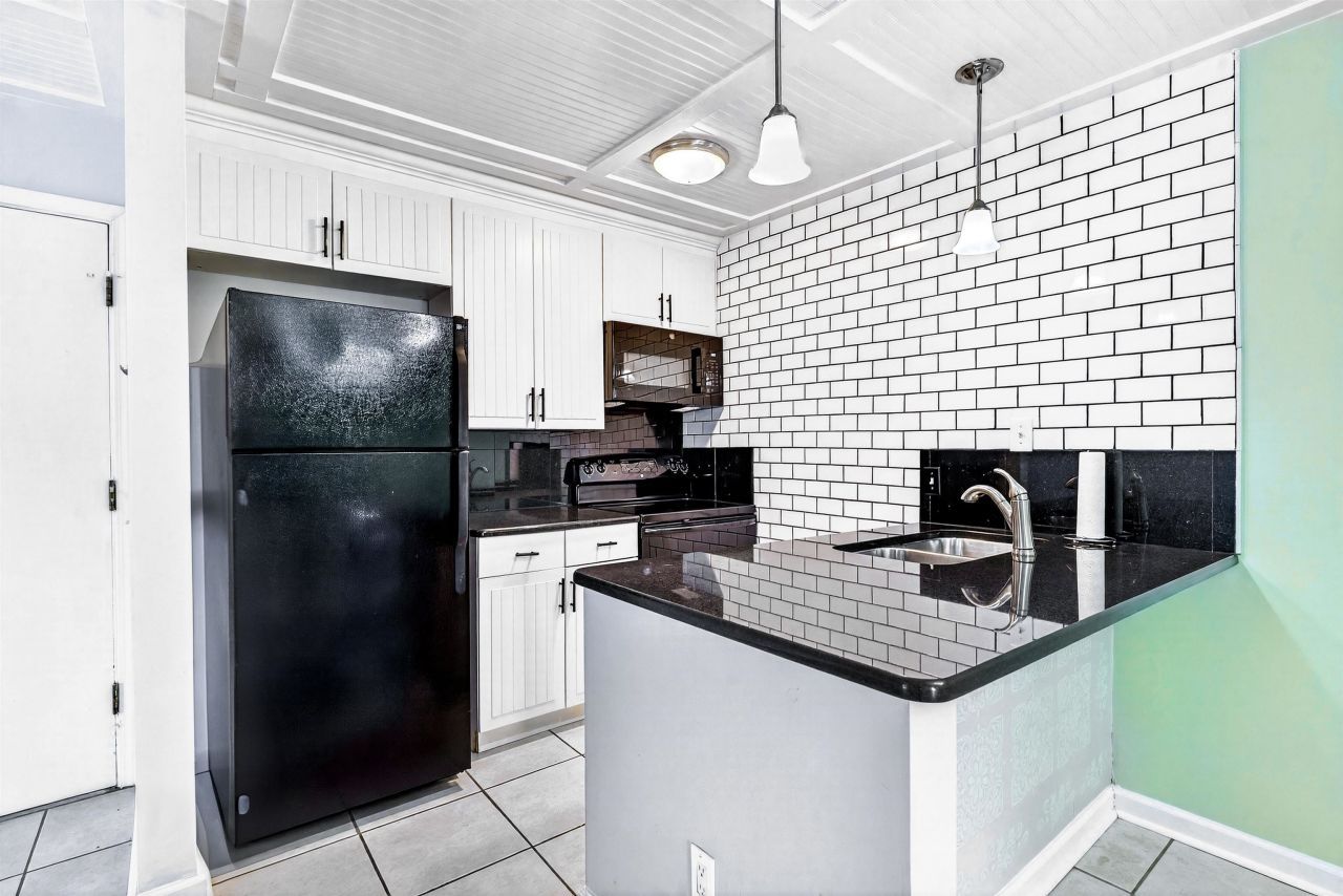 435 Salt Marsh Circle  Photo 8