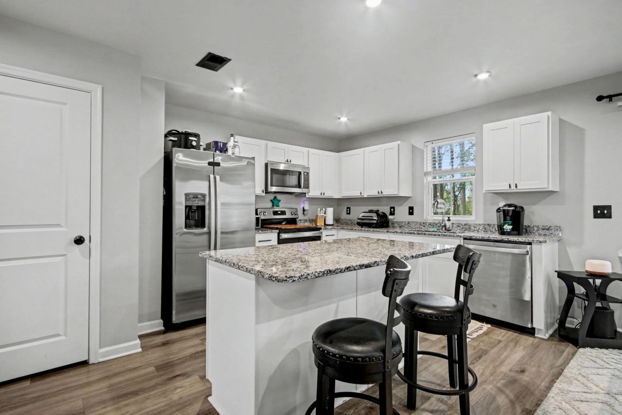 608 Montenegro Way Photo 11