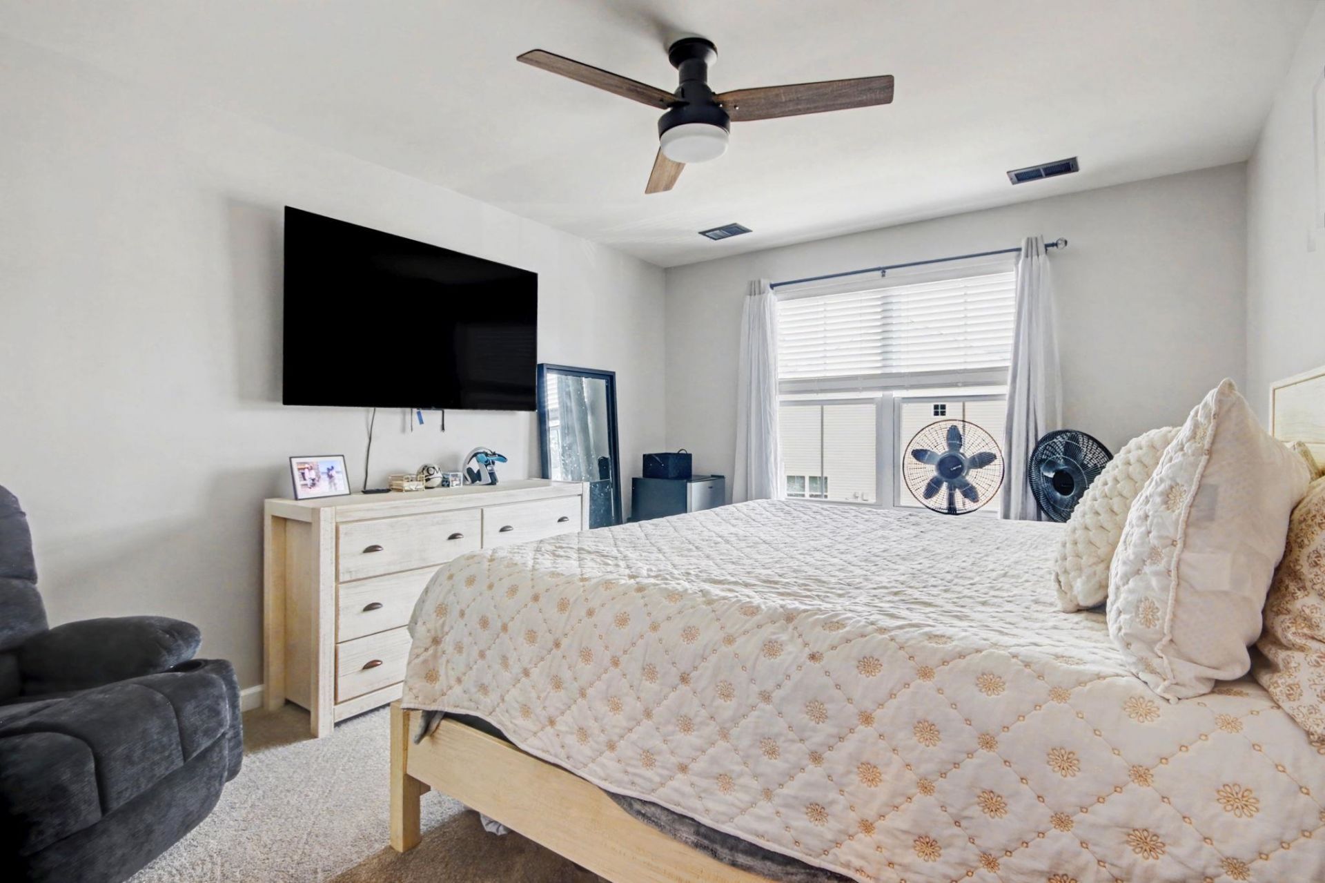 608 Montenegro Way Photo 19