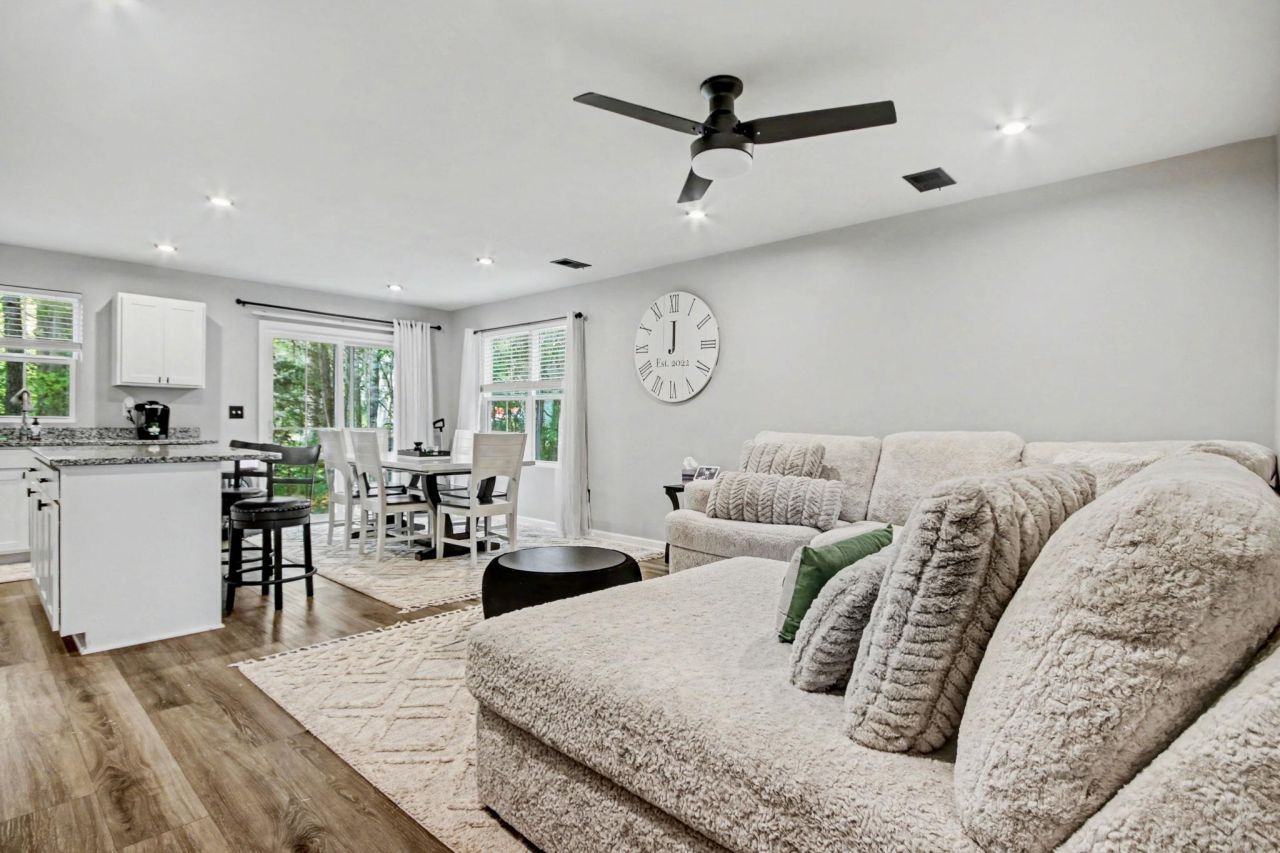 608 Montenegro Way Photo 9