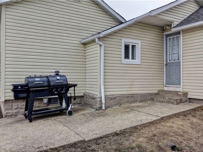 254 1st Street SE, Brewster, OH 44613 Photo 16