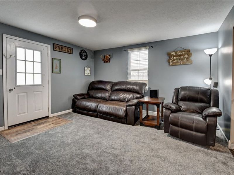 254 1st Street SE, Brewster, OH 44613 Photo 3