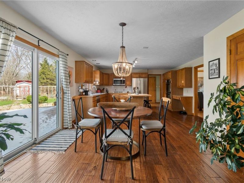 10075 Waterford Trail, Chagrin Falls, OH 44023 Photo 11