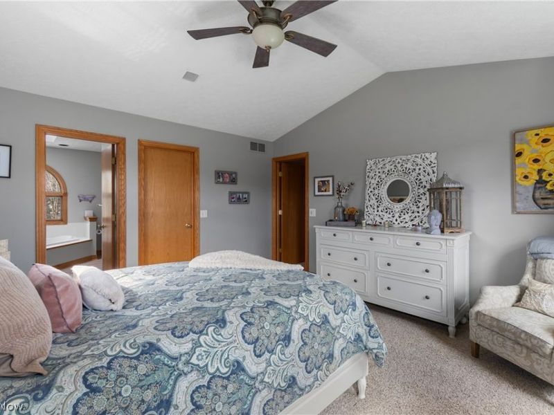 10075 Waterford Trail, Chagrin Falls, OH 44023 Photo 20