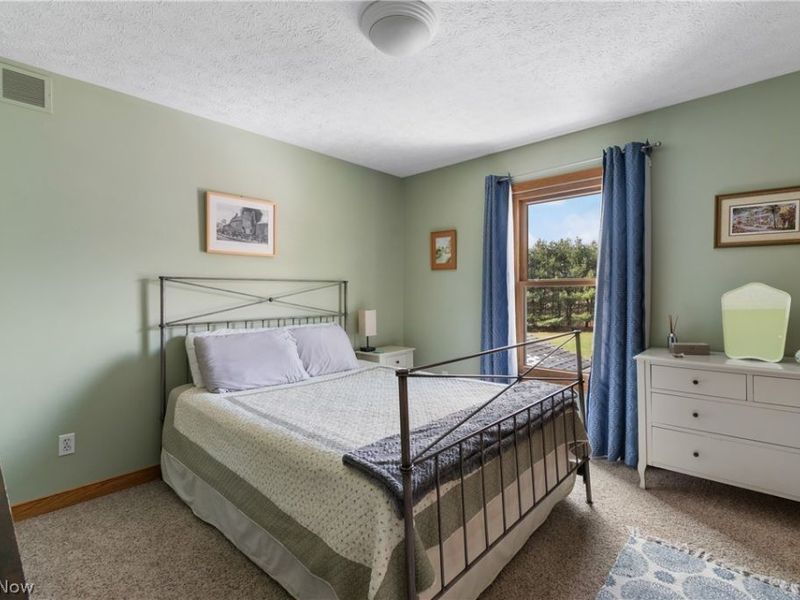 10075 Waterford Trail, Chagrin Falls, OH 44023 Photo 24