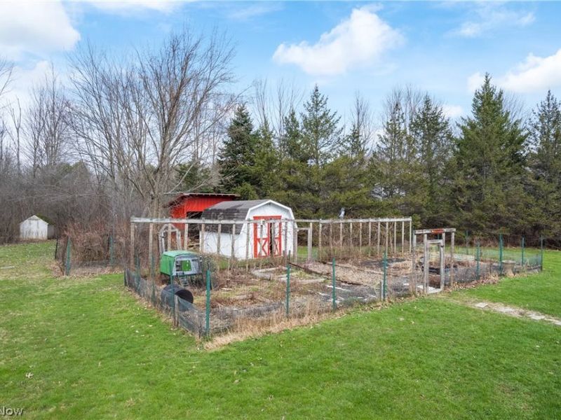 10075 Waterford Trail, Chagrin Falls, OH 44023 Photo 37