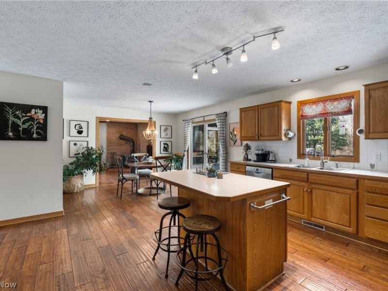 10075 Waterford Trail, Chagrin Falls, OH 44023 Photo 7