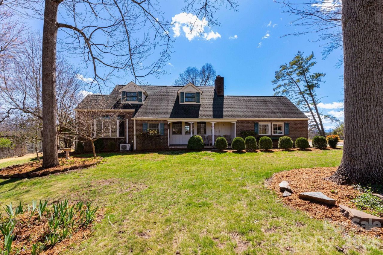 181 Leisure Ridge Drive , Mars Hill, NC 28754 Main Photo