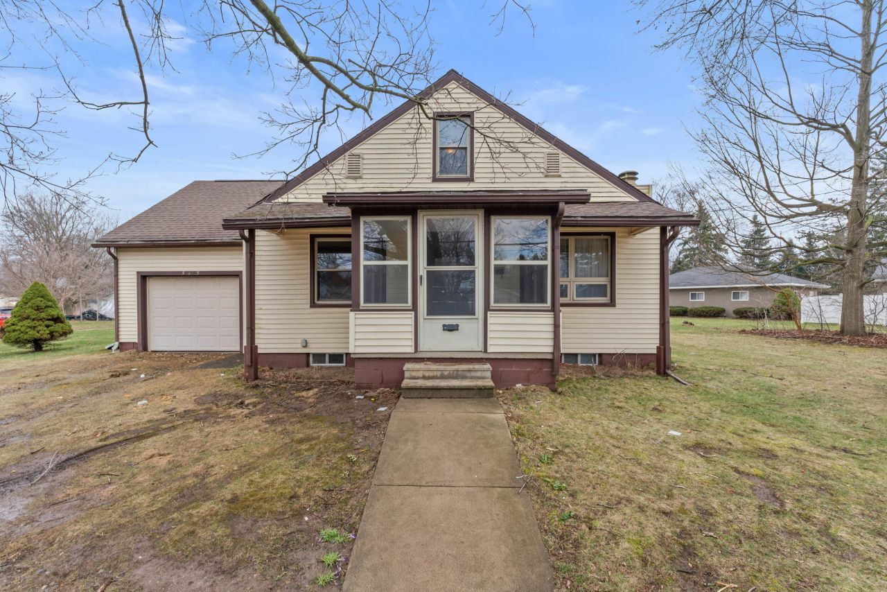 515 Maumee Street, Jonesville, MI 49250 Main Photo