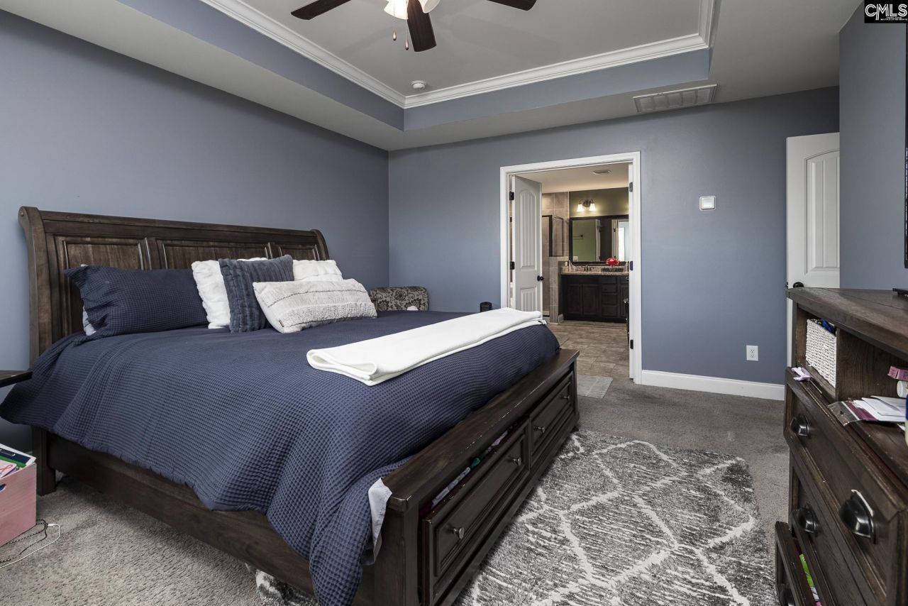 823 Adelaide Road  Photo 19