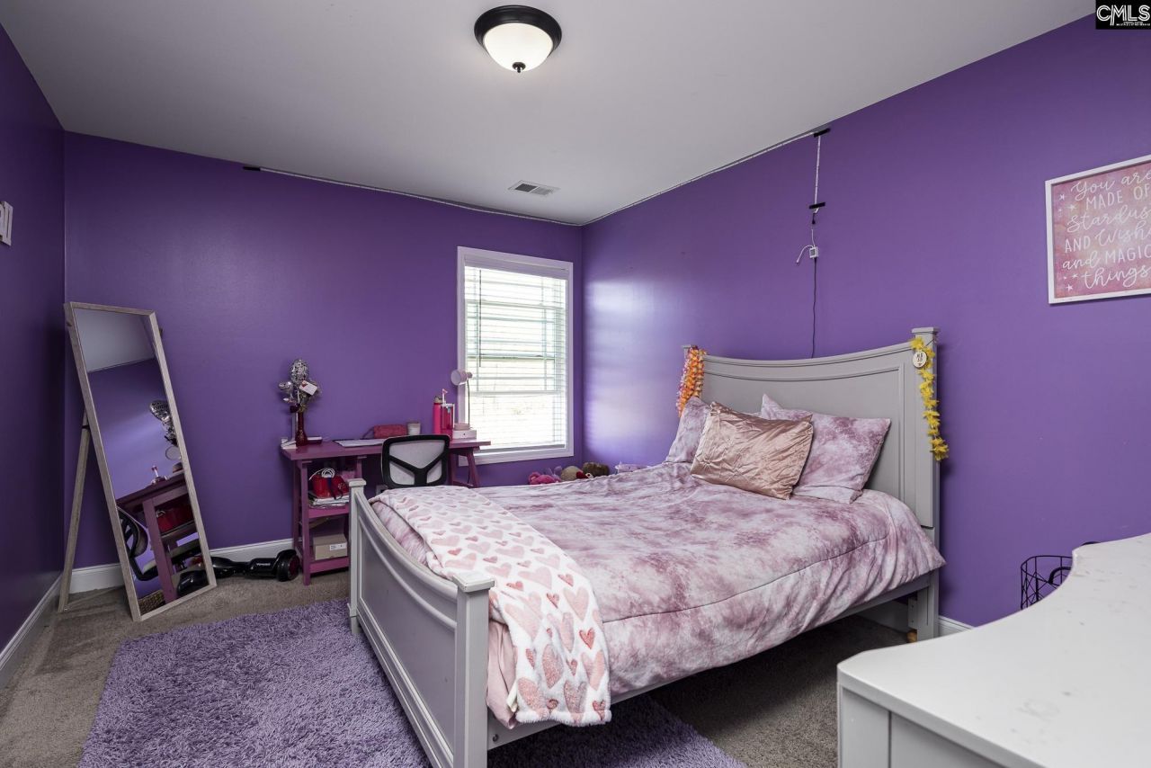 823 Adelaide Road  Photo 24